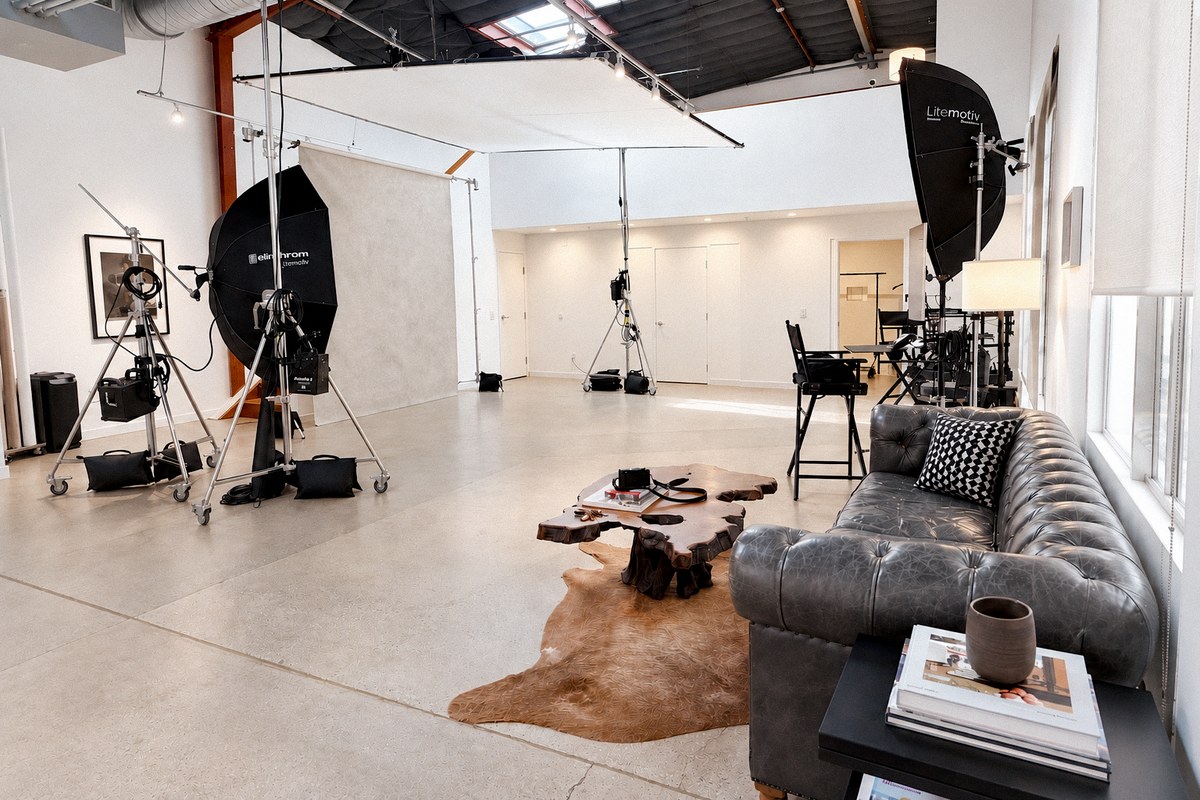 The BLENDE studio in the LA Arts District, lit and set up for a shoot